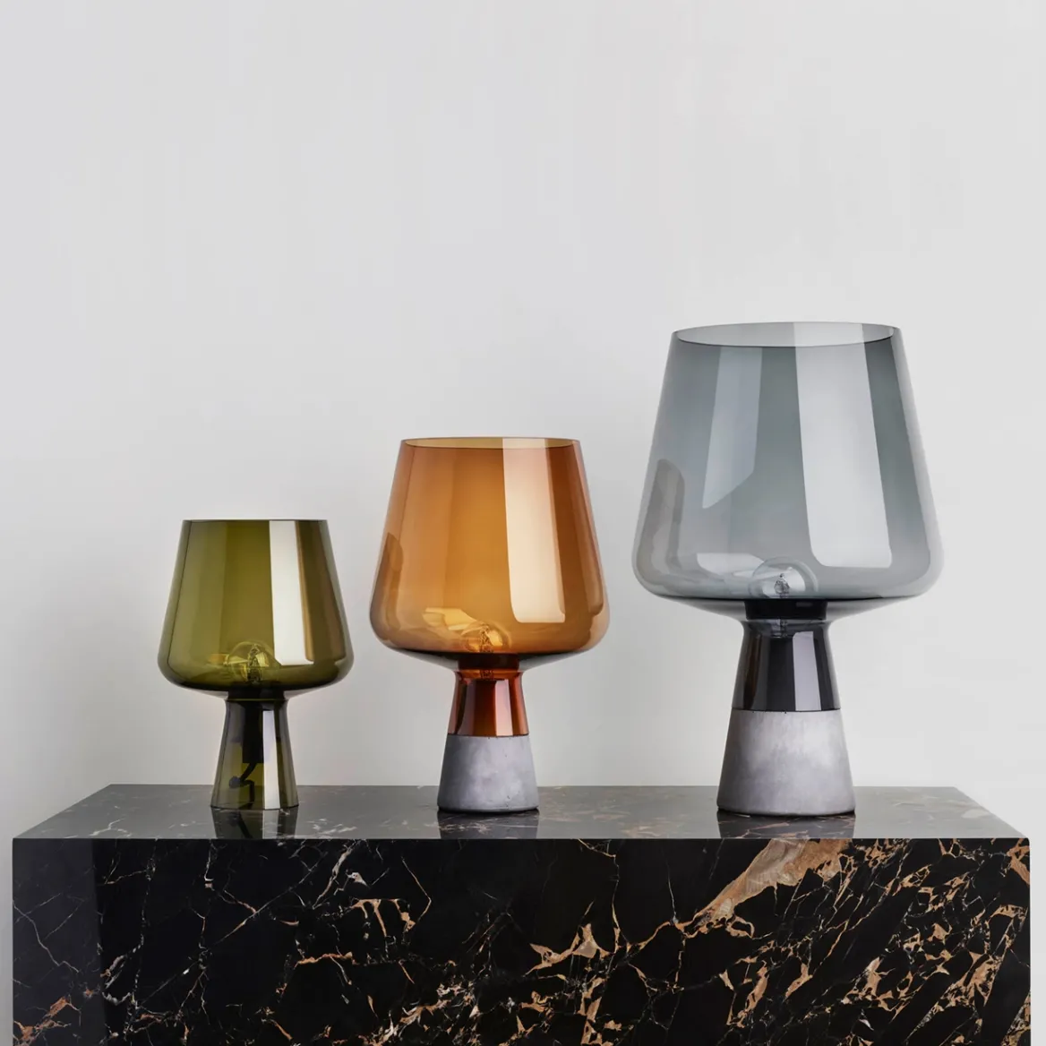 Lampa 240x165mm moss grön<IITTALA Outlet