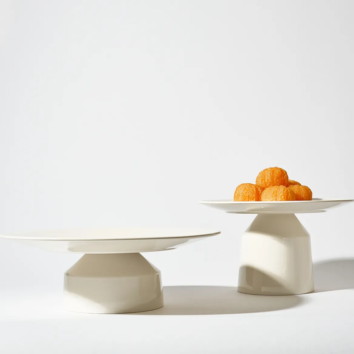 Lågt serveringsfat 30x9,5cm vit<IITTALA Outlet