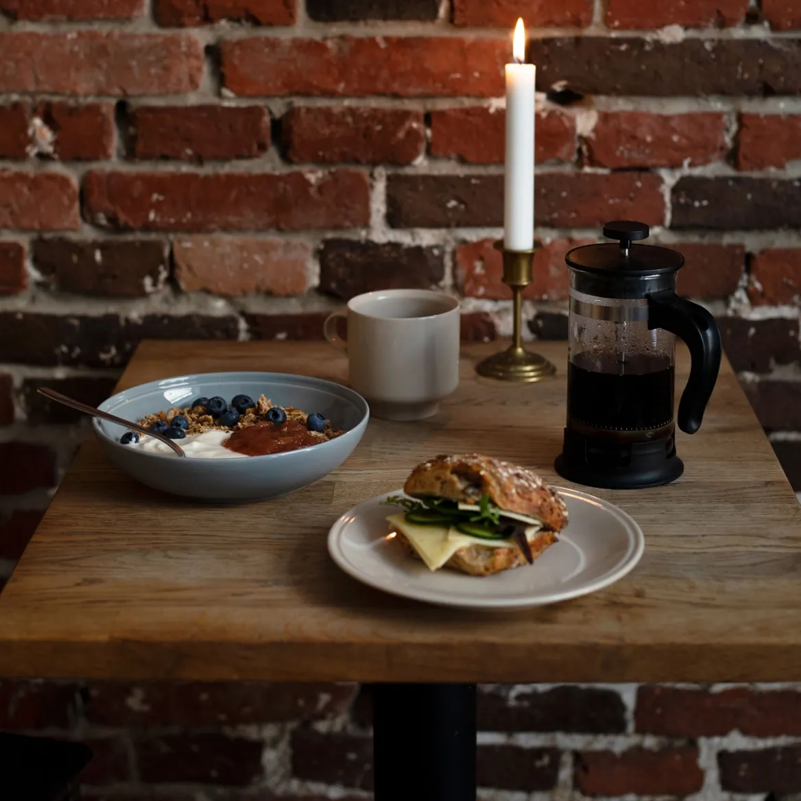 Tallrik djup 19cm horisont<IITTALA New