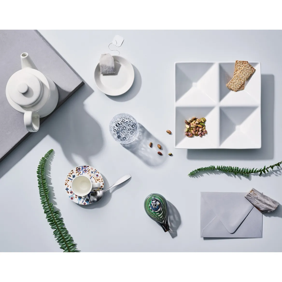 Tekanna med lock 1l vit<IITTALA Outlet