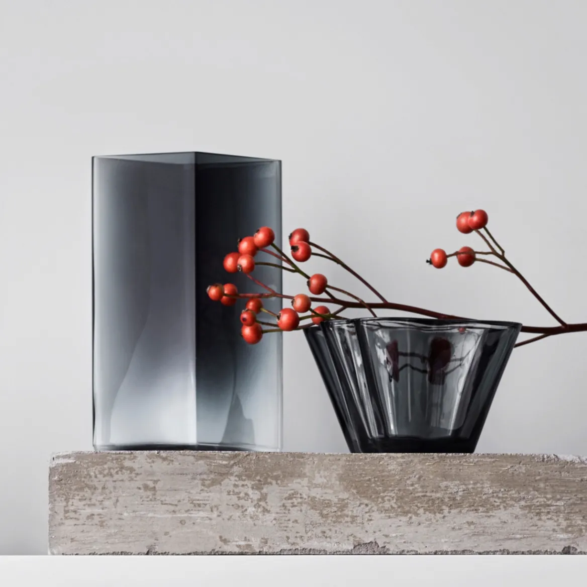 Vas 115x180mm grå<IITTALA Outlet